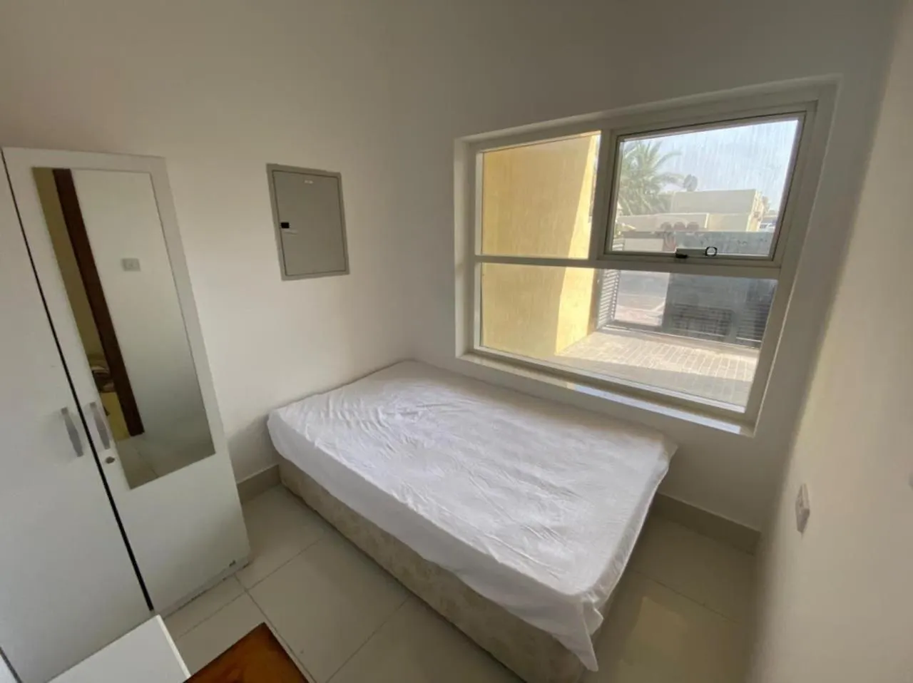 Economical Rooms For Rent In Dubai Guest house