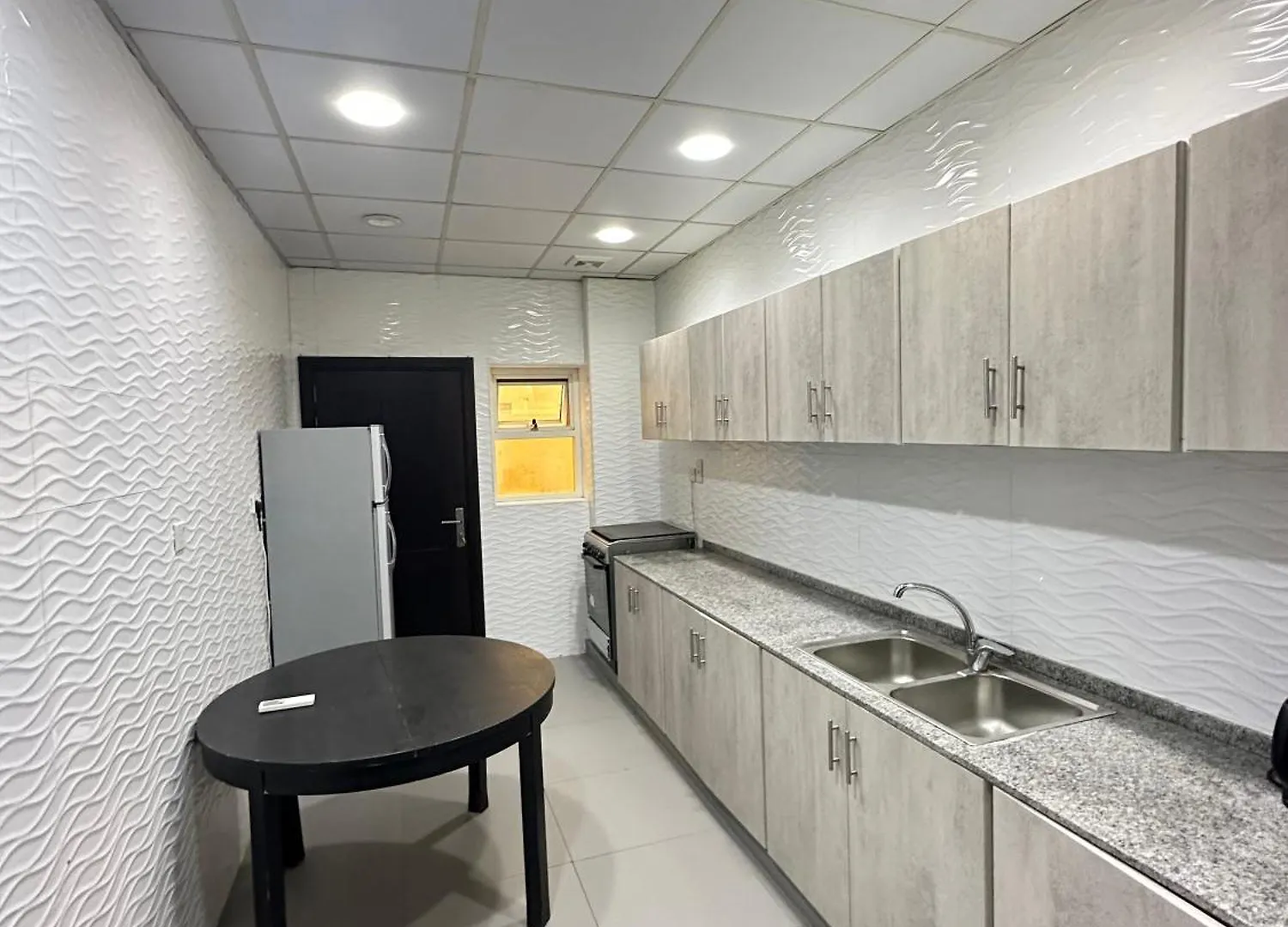 Economical Rooms For Rent In Dubai Guest house